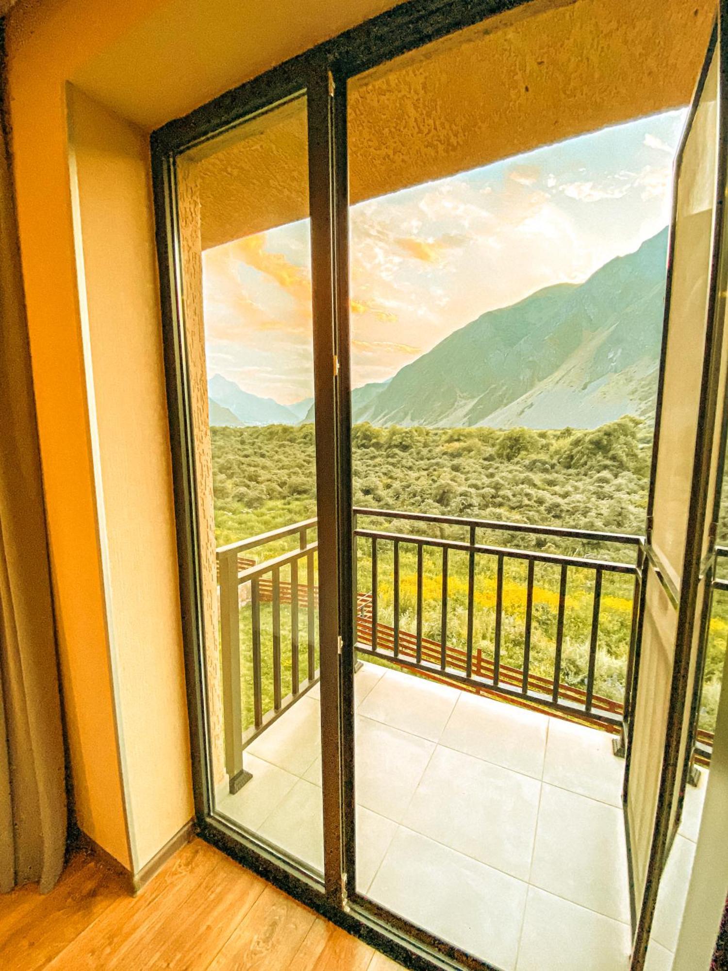 Hotel Gold Kazbegi エクステリア 写真