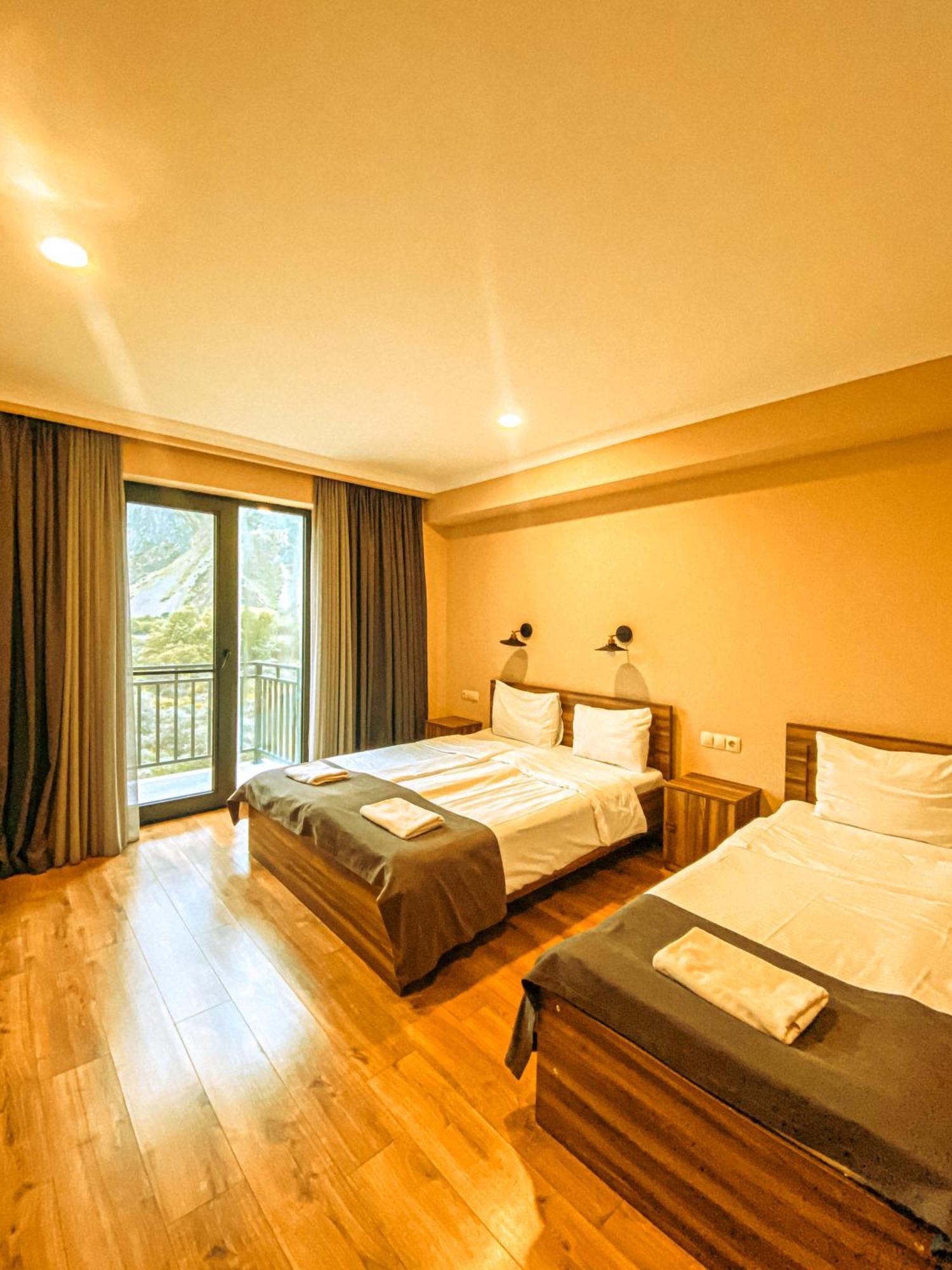 Hotel Gold Kazbegi エクステリア 写真