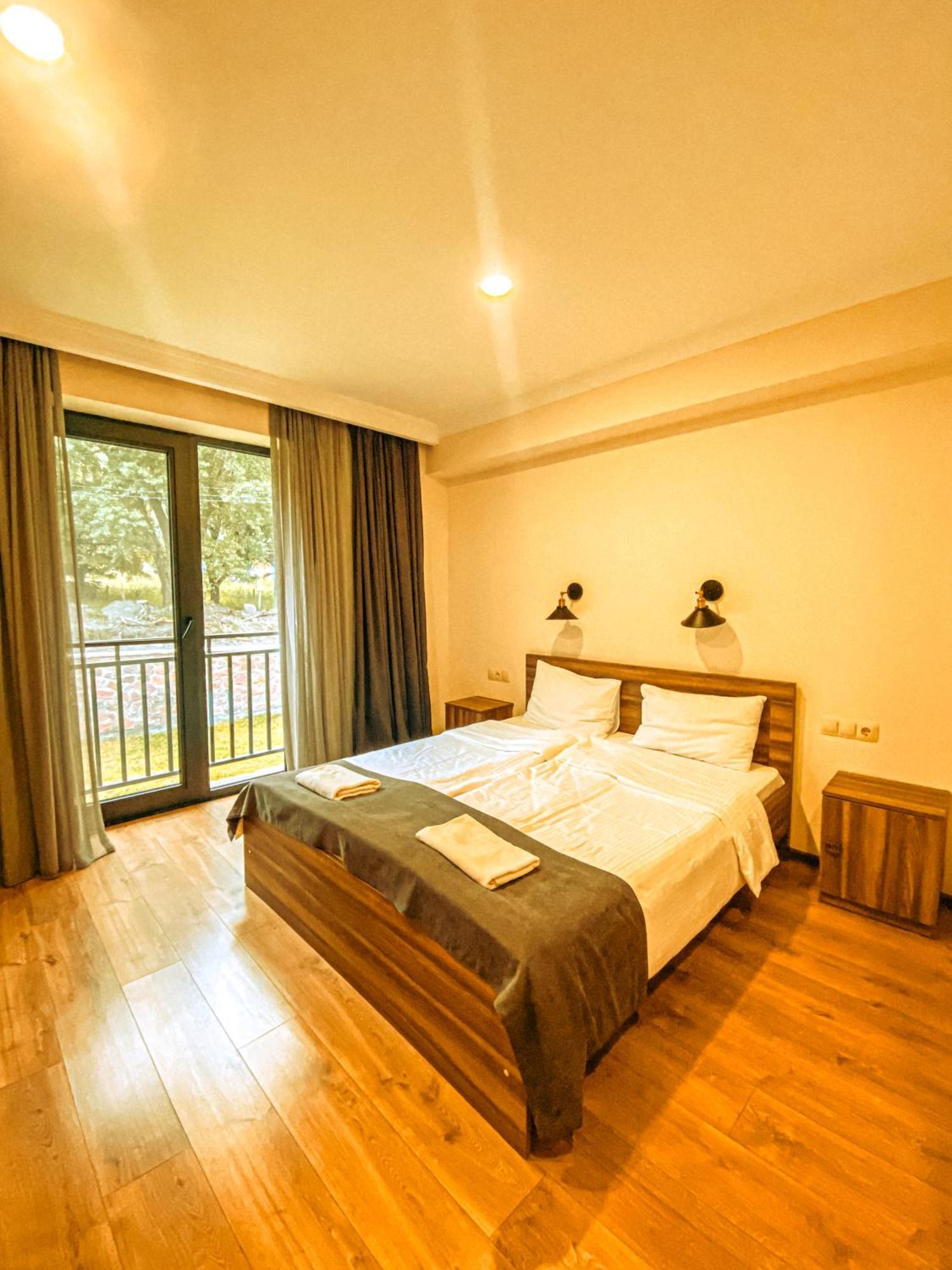 Hotel Gold Kazbegi エクステリア 写真