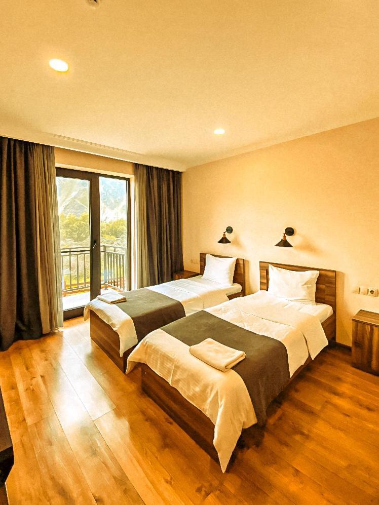 Hotel Gold Kazbegi エクステリア 写真